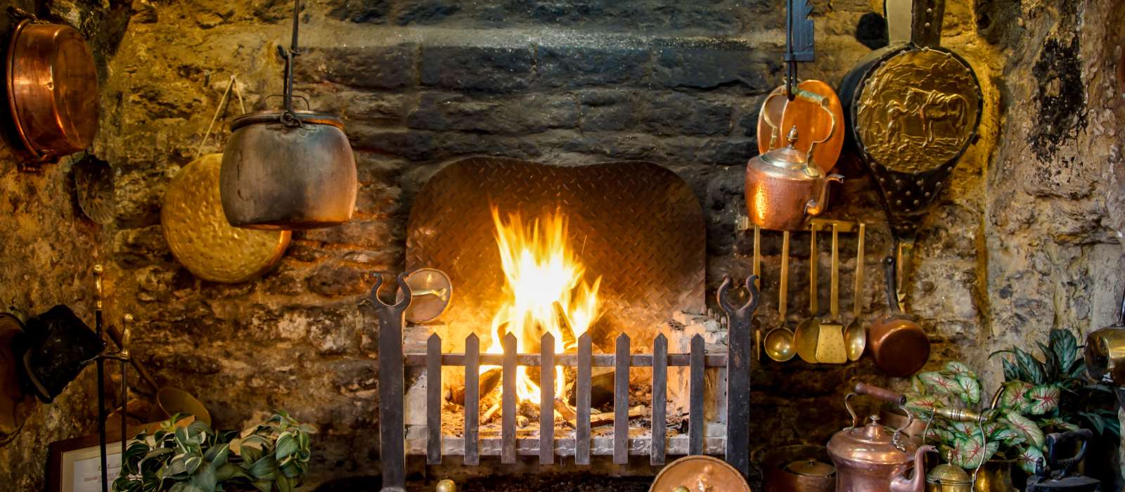 11 Cosy Pubs with Fireplaces in Manchester