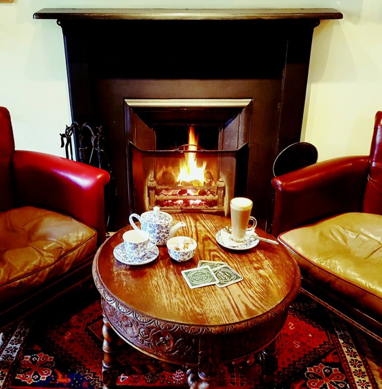 11 Cosy Pubs with Fireplaces in Manchester
