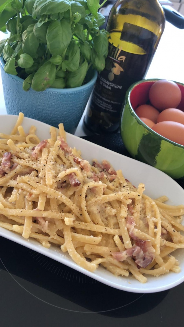 Making Proper Pasta Carbonara LIVE with Salvi's Manchester’s Finest