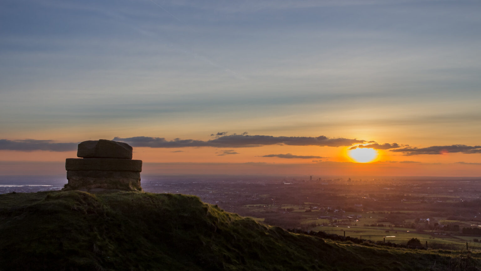 The 6 Best Hill Top Views of Manchester