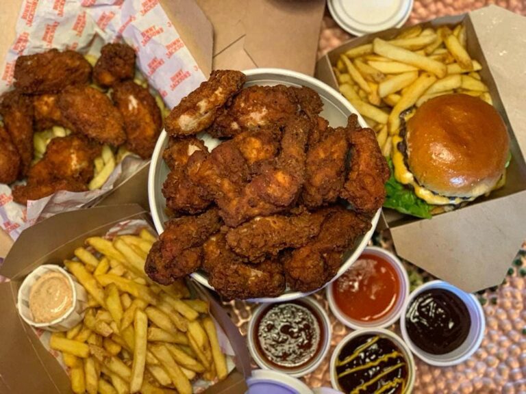 Bottomless Bunny Jacksons Wings, Fries & Booze! EVERY DAY! Manchester