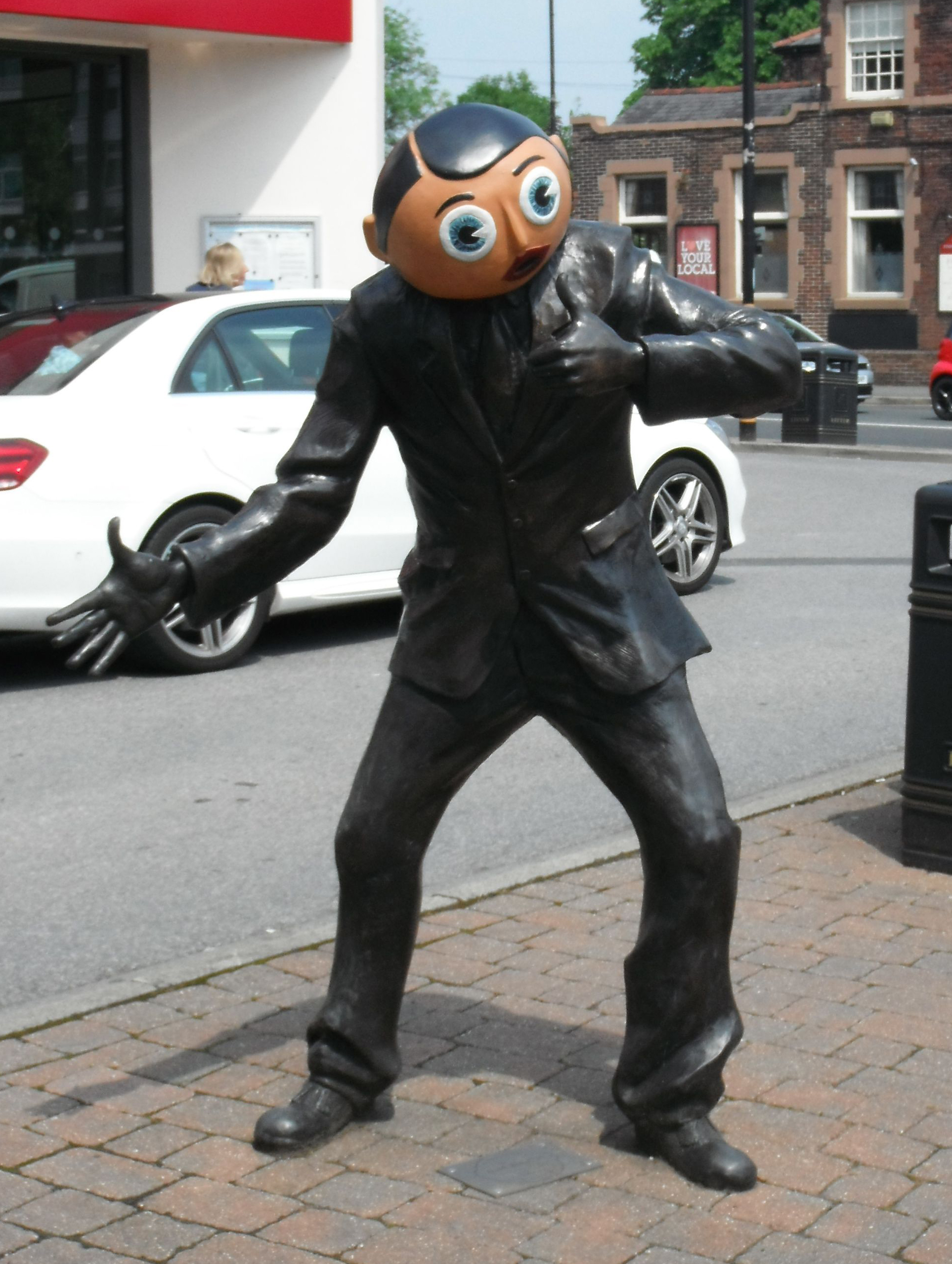 frank sidebottom statue