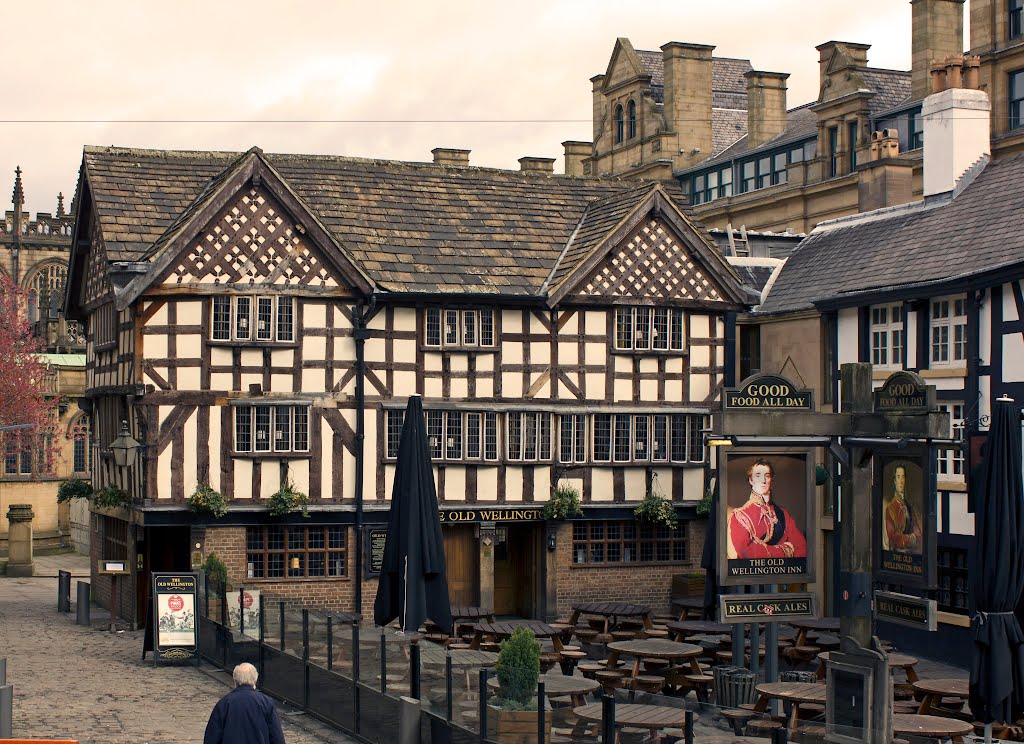 Building Secrets The Oldest Pub In Manchester 