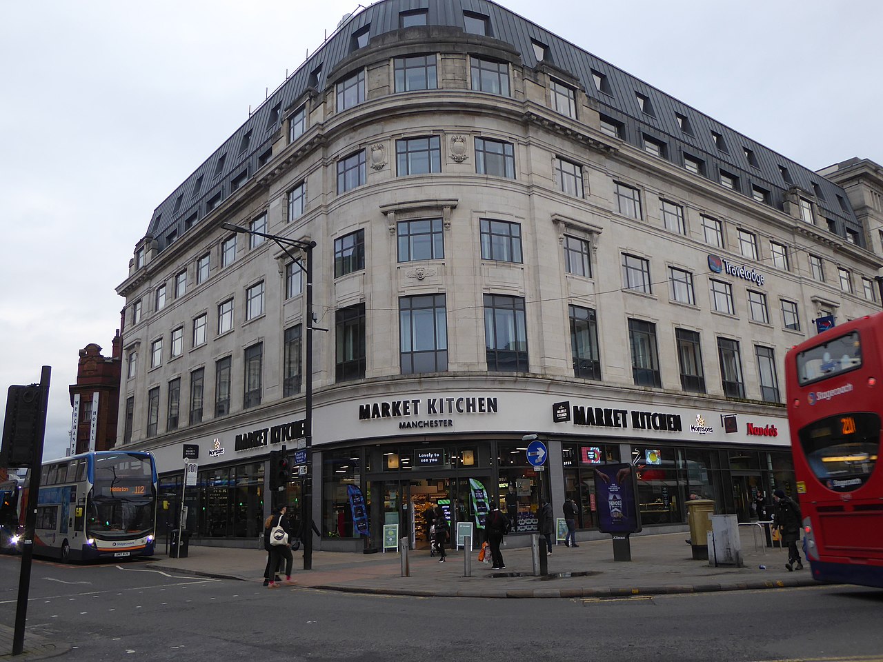 Heavy Petting, Fights & the Orient Express What Happened to Piccadilly 21s? Manchester’s Finest