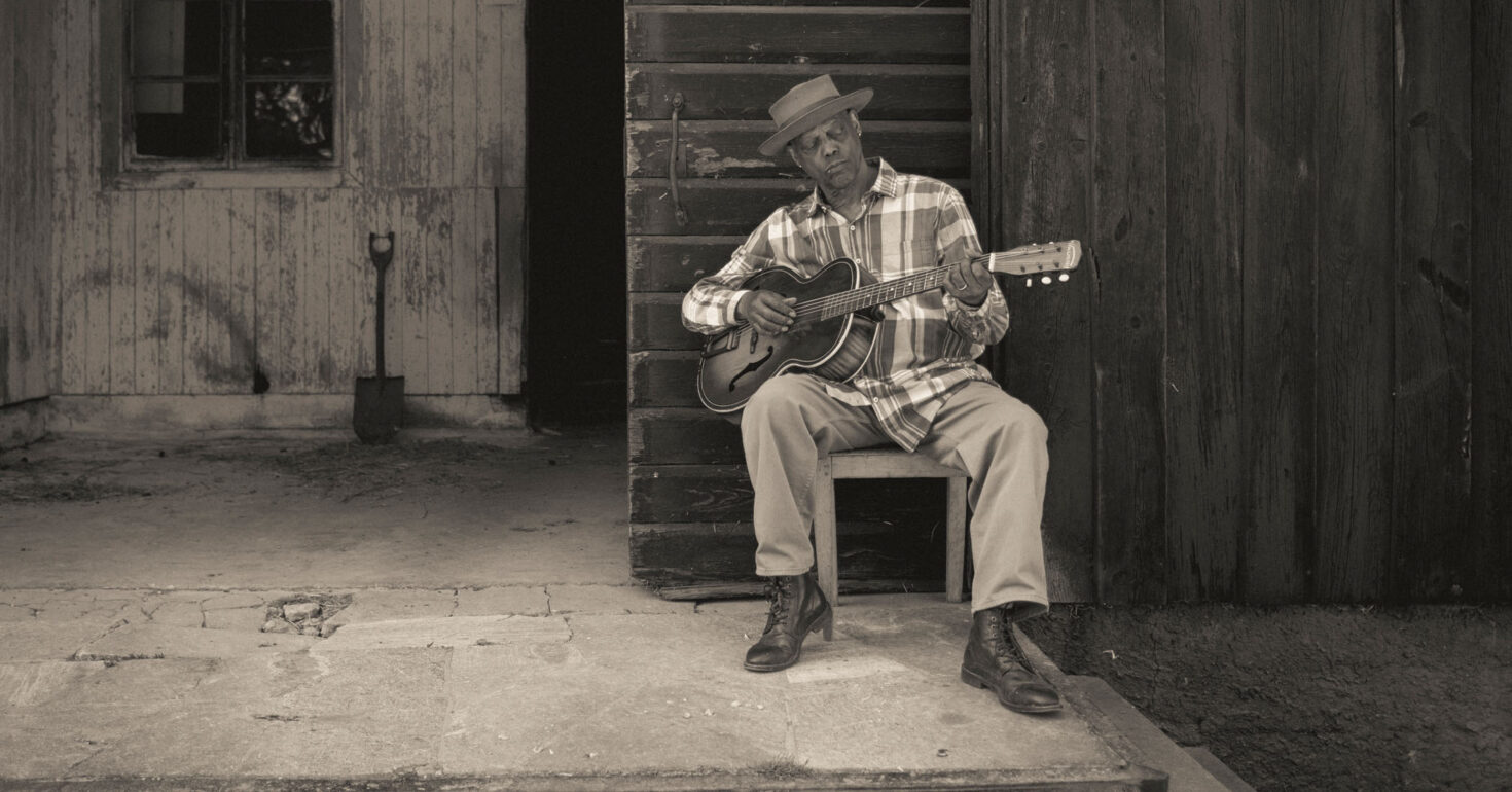 Eric Bibb