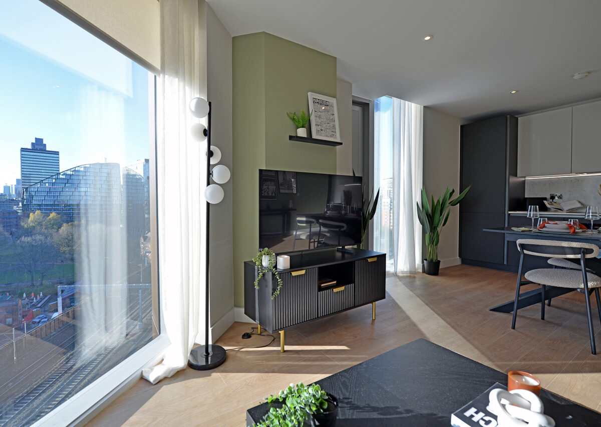 L_Q Victoria Riverside